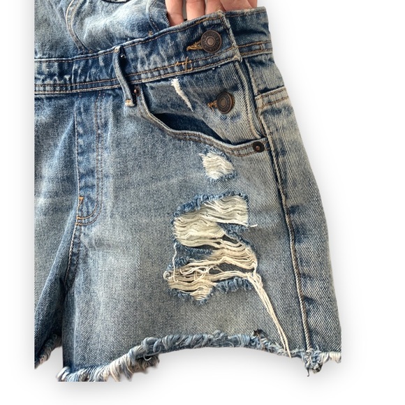 🔥Forever 21 Overall Shorts 🔥 - Picture 3 of 4